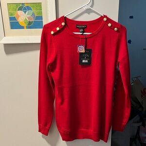 NWT Beautiful Red Carolyn Taylor HOLIDAY Vibrant Knit Sweater with Gold Buttons